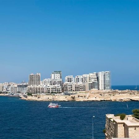 Vallettastay - Harbor View Gem- Sea View 1 Bed Apt المظهر الخارجي الصورة