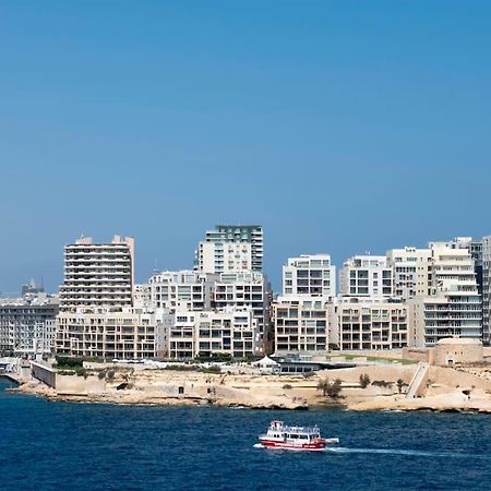 Vallettastay - Harbor View Gem- Sea View 1 Bed Apt المظهر الخارجي الصورة
